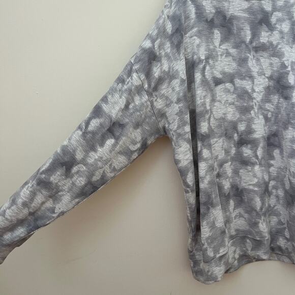 ATHLETA Studio To Street Print Sweatshirt Serene Grey Heather Size L - Picture 6 of 12